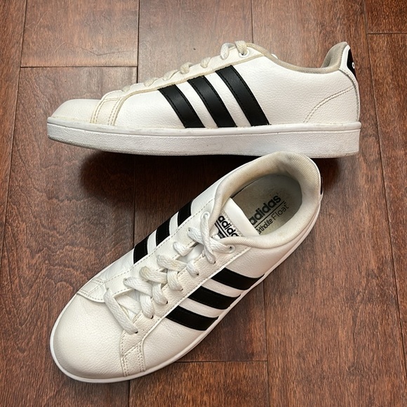 Adidas Women’s Neo Cloudfoam White and Black Classic Sneakers, Size and 8.5 - Picture 1 of 16